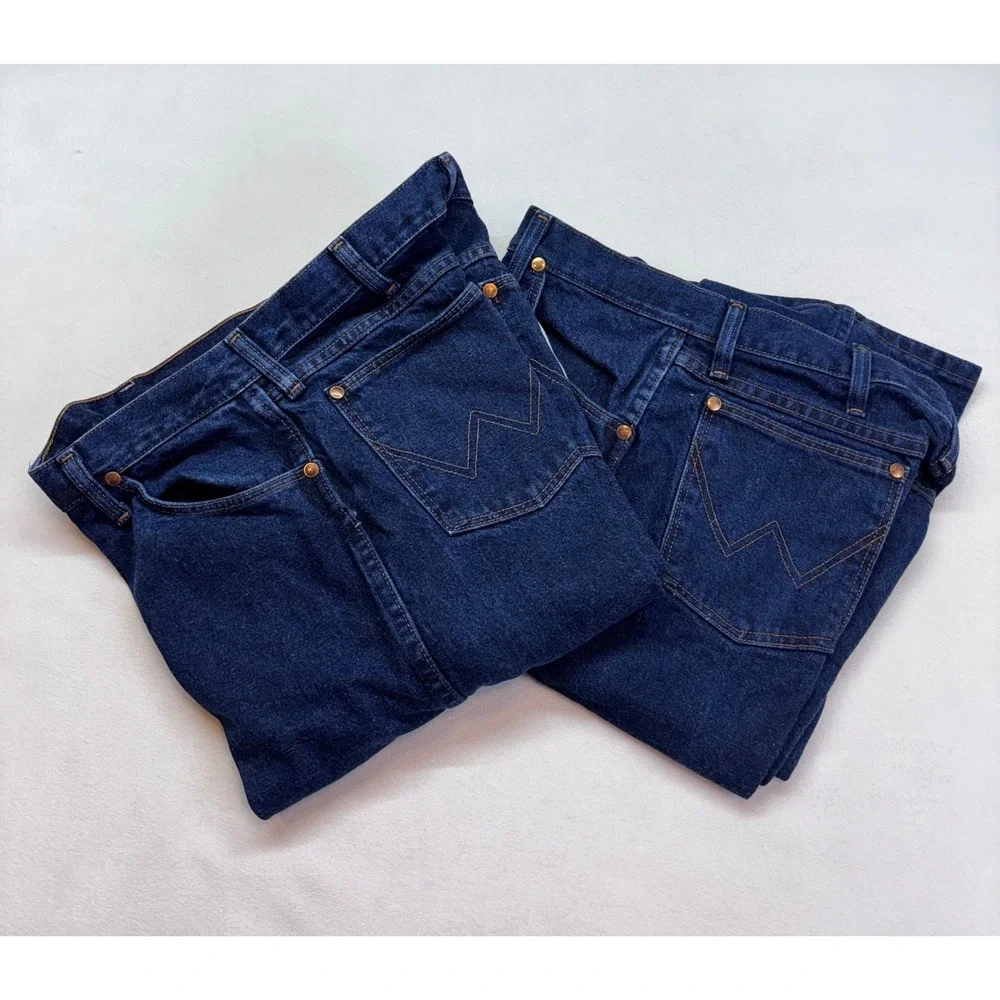 Wrangler‎ Men's Dark Wash Boot cut Leg Denim Jeans Size 33x36 lot of 2